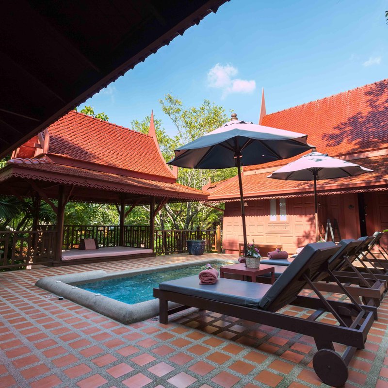 Baan Amphawa Resort and Spa