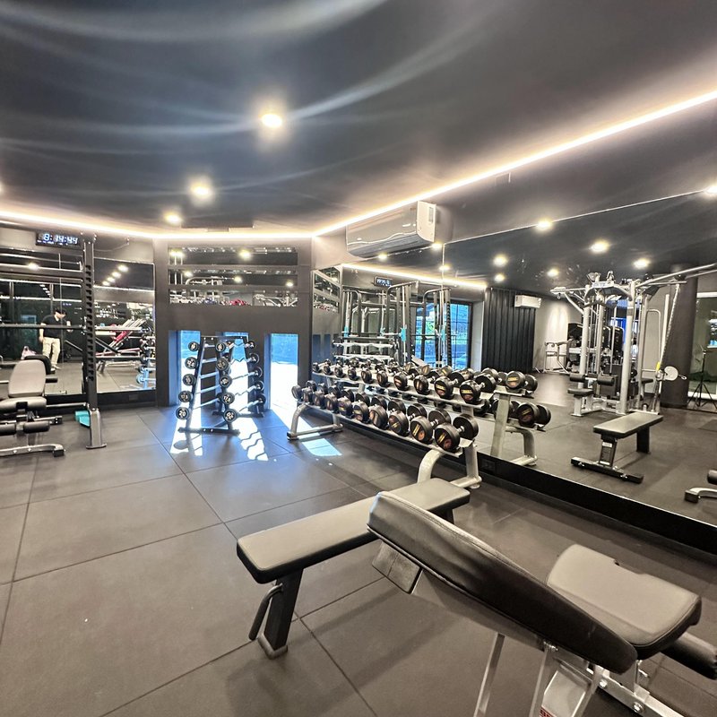 REPS Private Gym