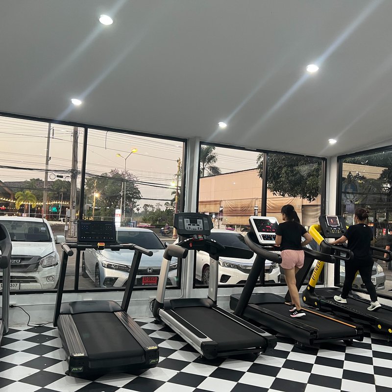 Health Club Fitness สาขานครชัยศรี