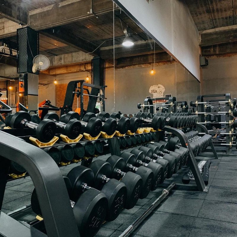 Celebrity Sports Center