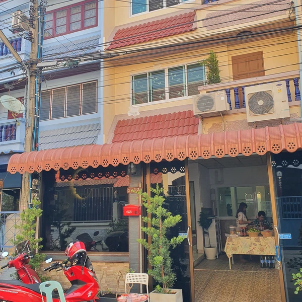 ร้านดุจเดือนฟลอริสท์