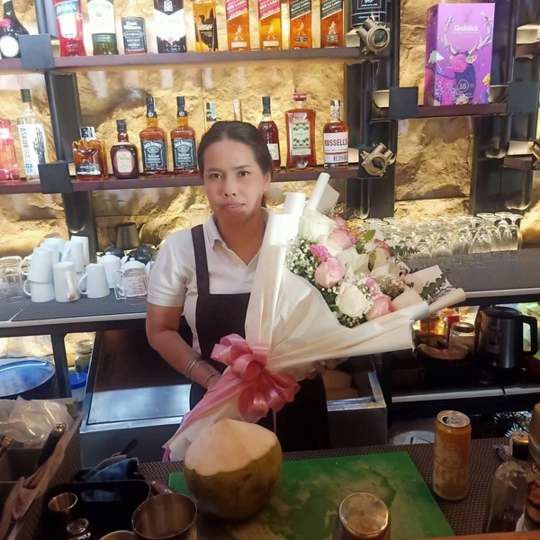 กระบี่และร้านพวงหรีดกระบี่