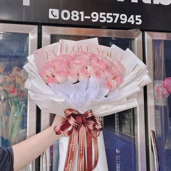 ตุ๊กดอกไม้ โคราช ข้างตลาดแม่กิมเฮง