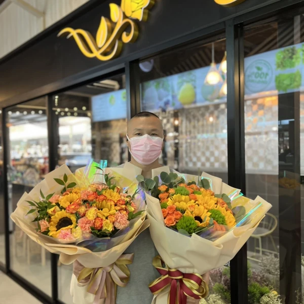 To Be Loved Flower Shop